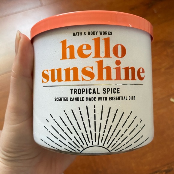 bath and body works candle in tropical spice